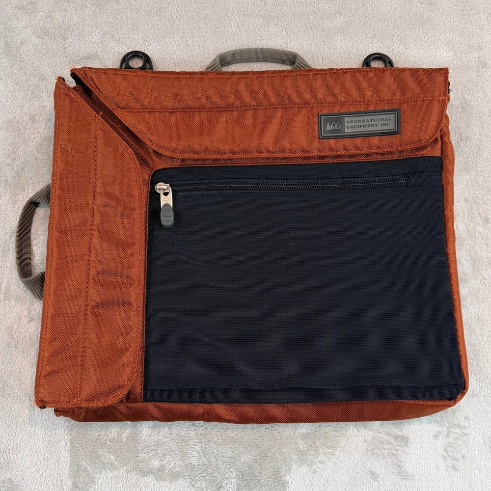 REI Laptop Briefcase Shoulder Bag Orange Black Padded 13" Computer Bag